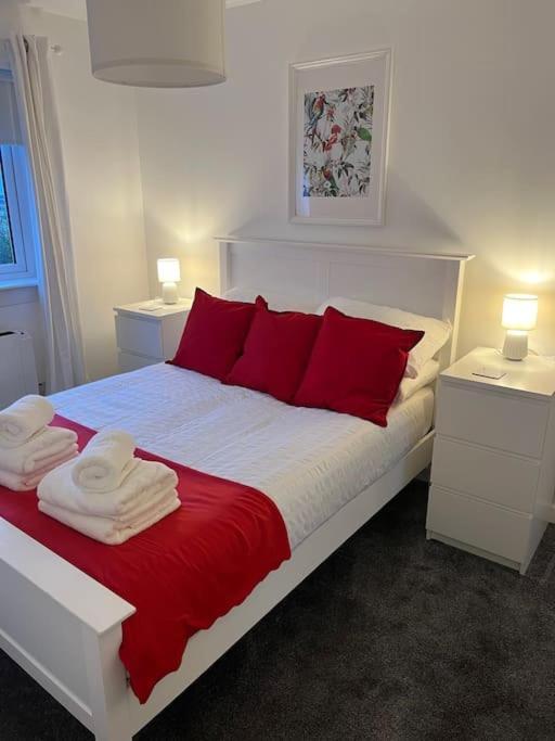 Glenbervie - Beautifully Refurbished, Self-Contained Apartment Dunfermline Kültér fotó