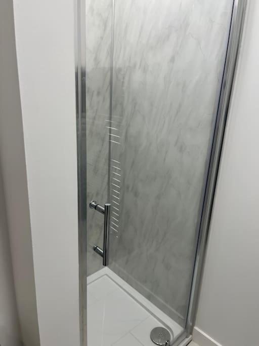 Glenbervie - Beautifully Refurbished, Self-Contained Apartment Dunfermline Kültér fotó